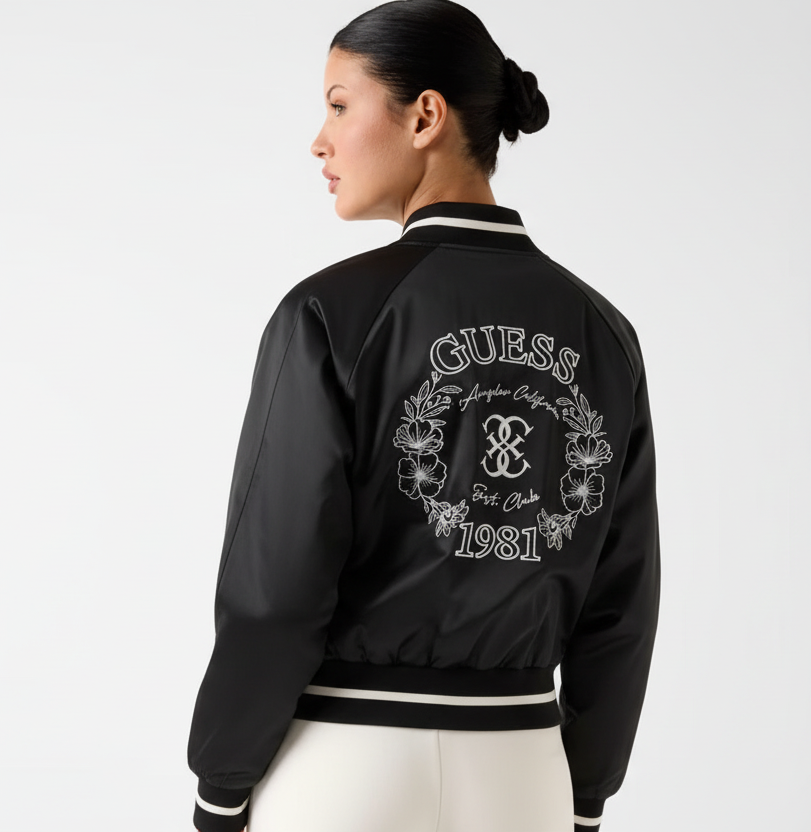 College GUESS -V6RL02-