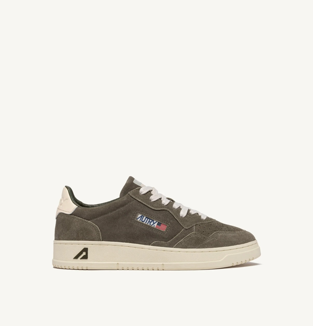 SNEAKERS AUTRY UH04