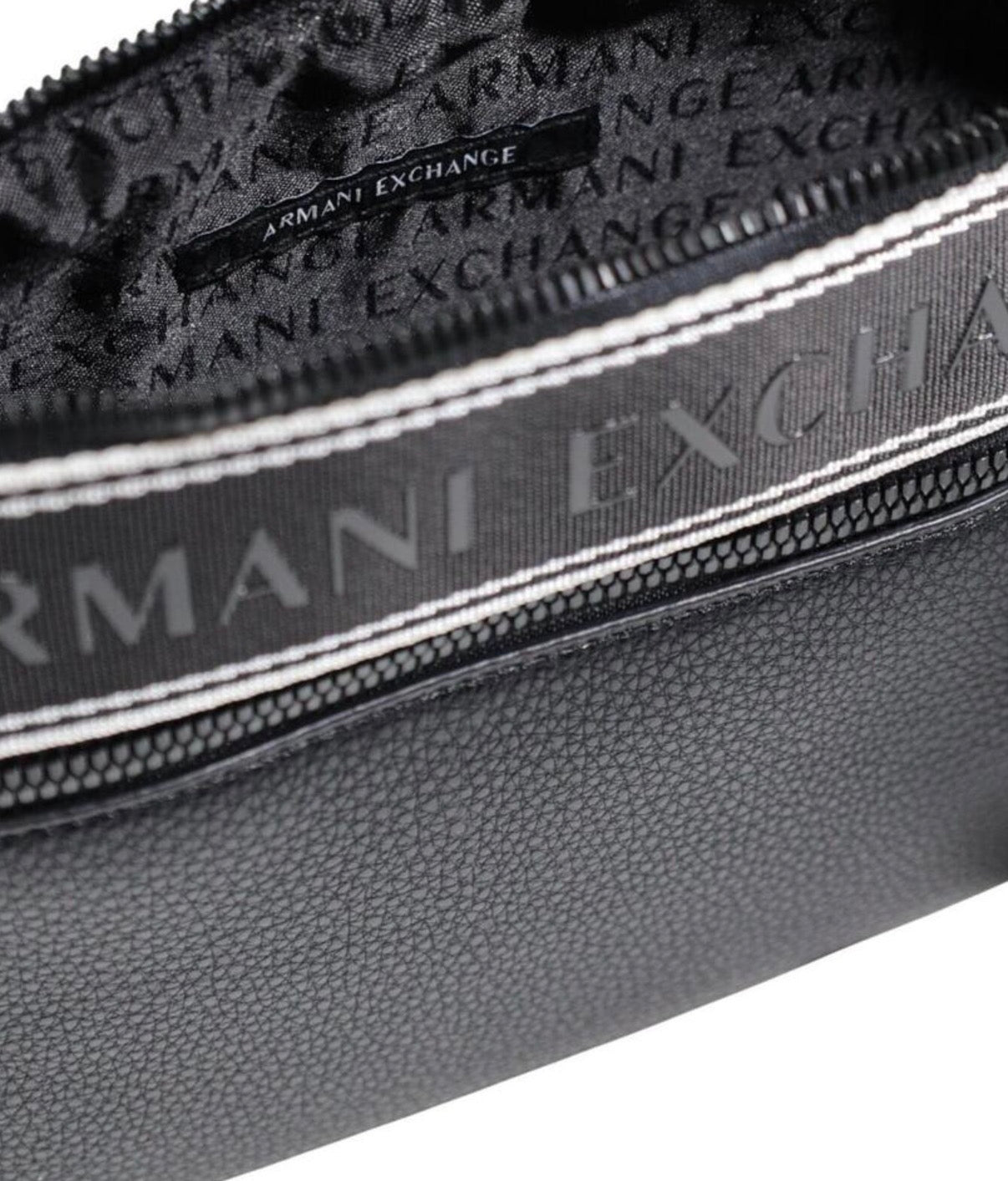 Pochette ARMANI EXCHANGE -XM002835-