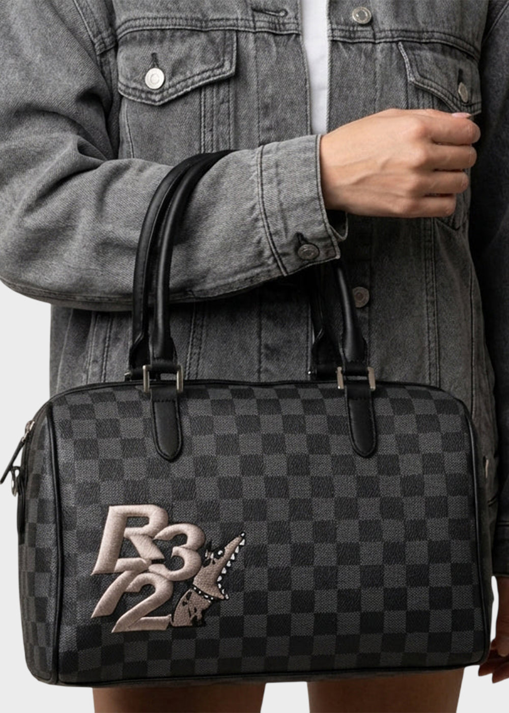 Borsa R372