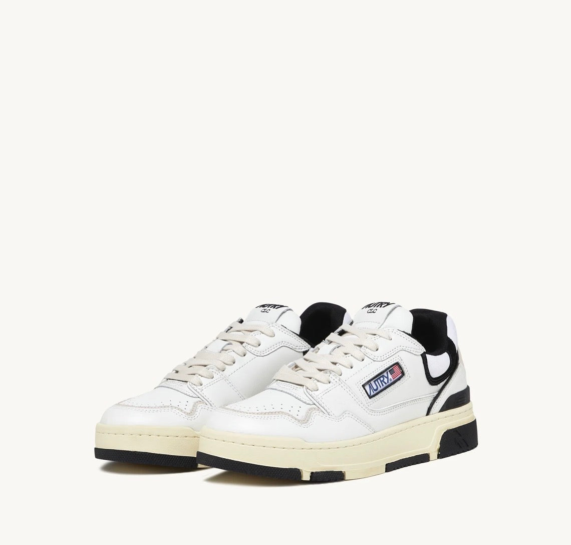 Sneakers AUTRY MM04