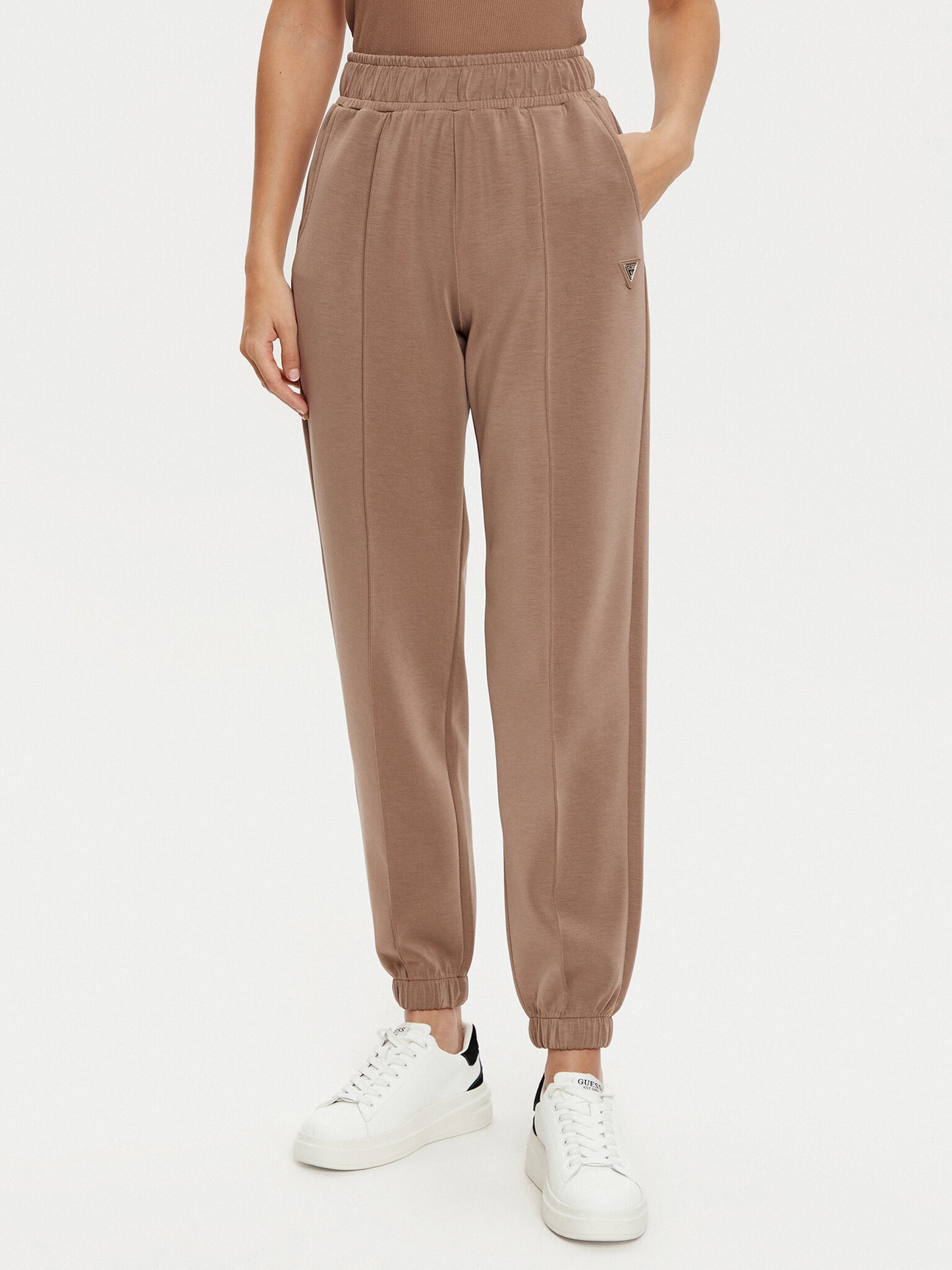 TUTA GUESS Q06