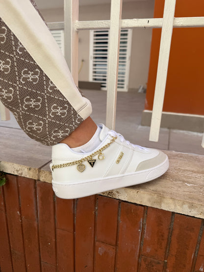 Sneakers GUESS -FLTNAOLEA12-