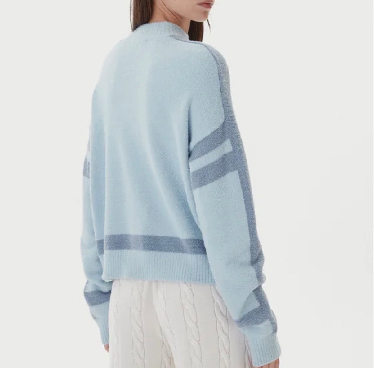 Pullover GUESS 424 2