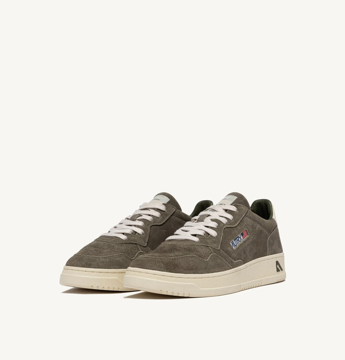 SNEAKERS AUTRY UH04