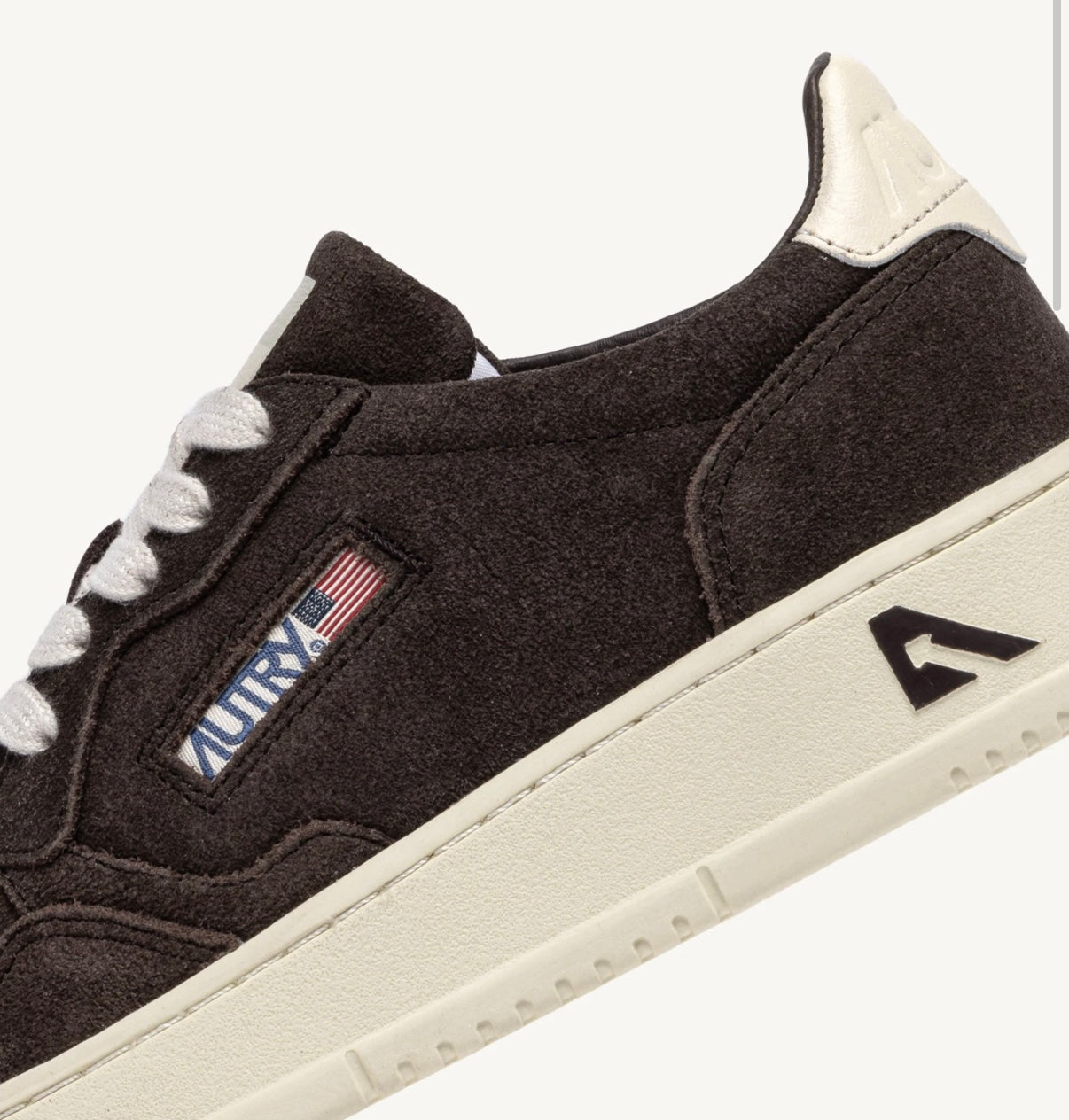 SNEAKERS AUTRY UH08