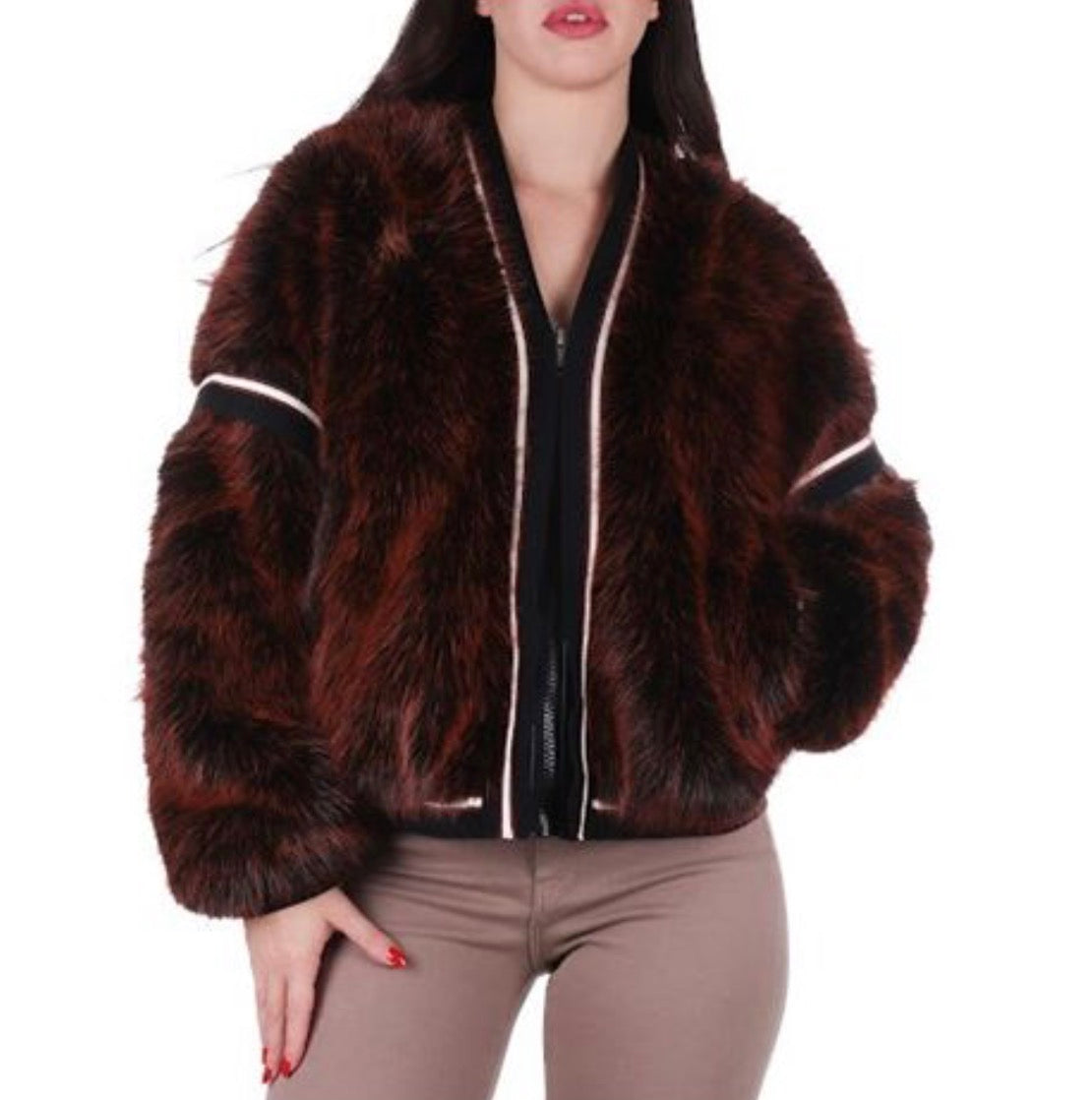 Pelliccia GUESS L67W3790