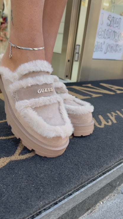Mocassino GUESS -FLFYATSUE06-